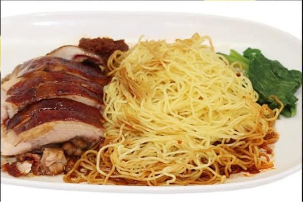 Soya Sauce Chicken Noodles, image credit: liaofanhawkerchan.com 